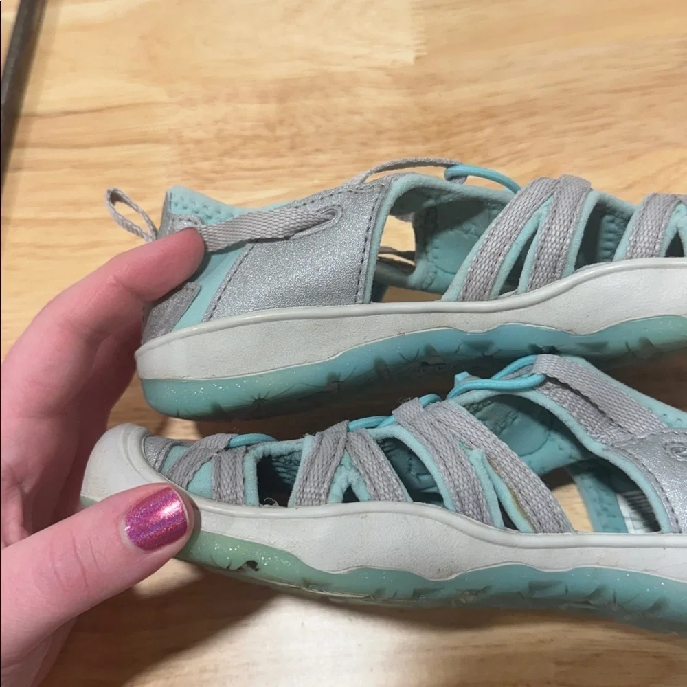 Keen Moxie Girl Water Sandals Youth Hiking Ocean Wave Vapor Teal Girls Size 2